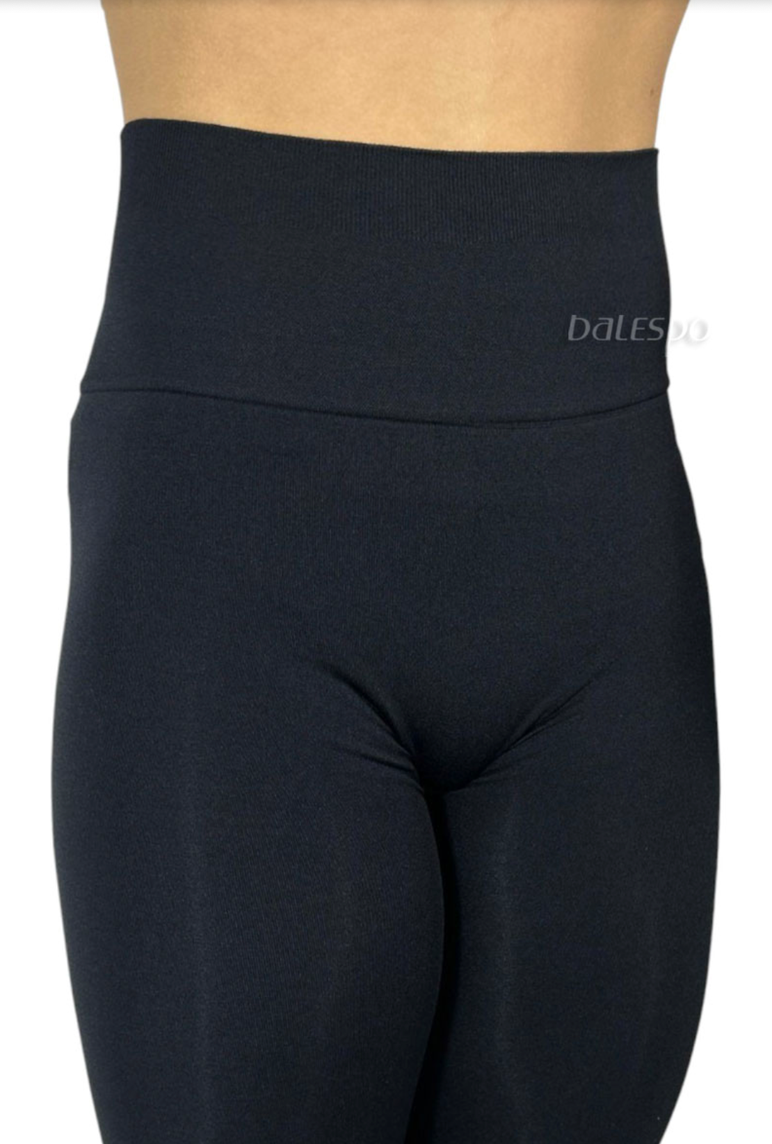 Tamprės su užkulniu